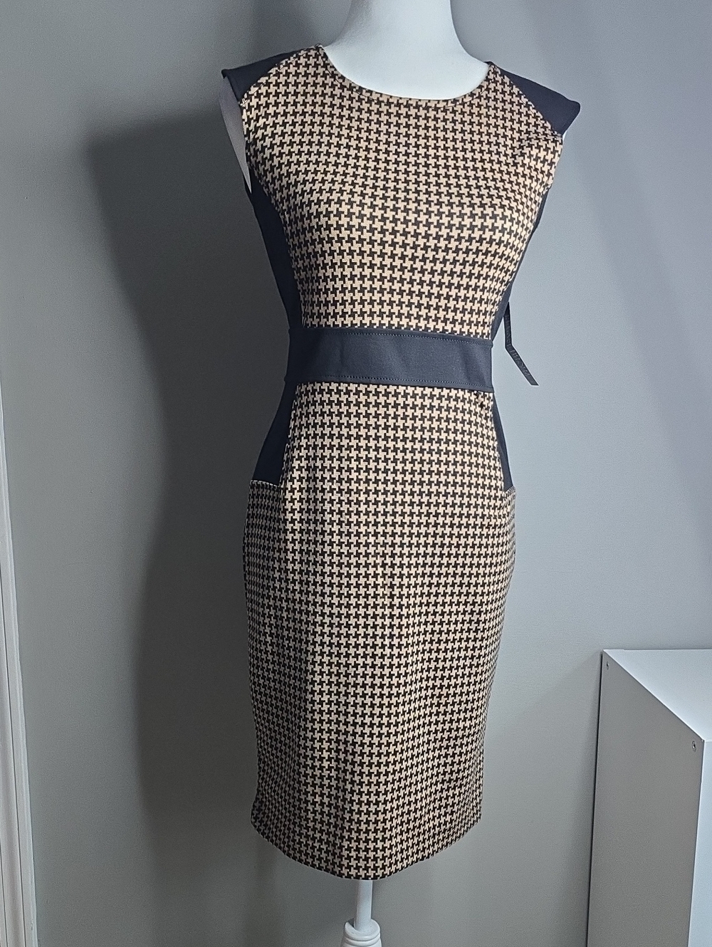 New York & Company NWT Houndstooth Sheath Dress Colorblock